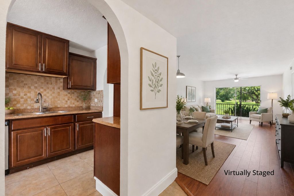 6260 S Falls Circle Drive 110, Lauderhill, FL 33319