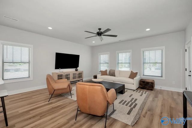 64 Mountain Vista Circle, Huntsville, AL 35811