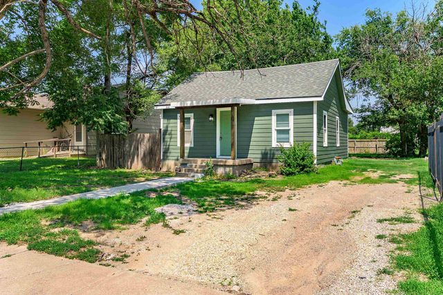 1242 N Piatt Ave, Wichita, KS 67214