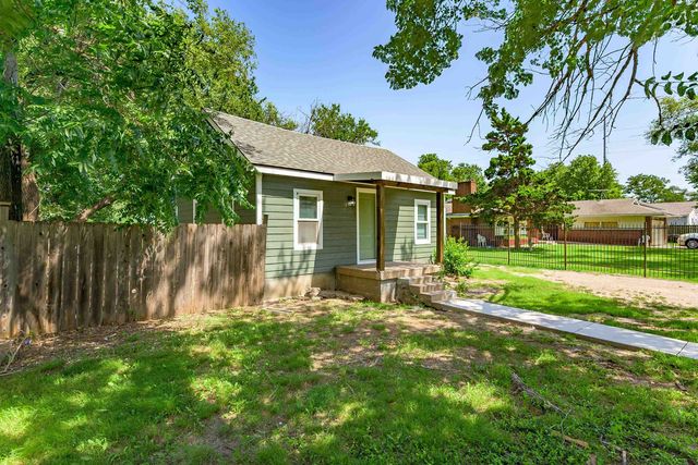 1242 N Piatt Ave, Wichita, KS 67214