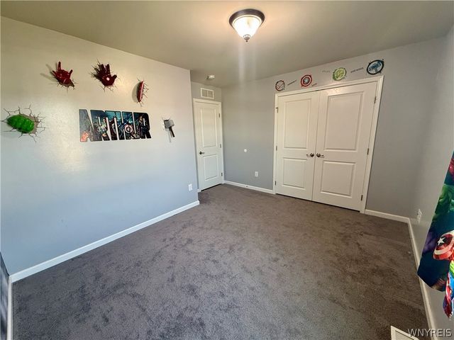 4628 Logans Lane, Hamburg, NY 14075