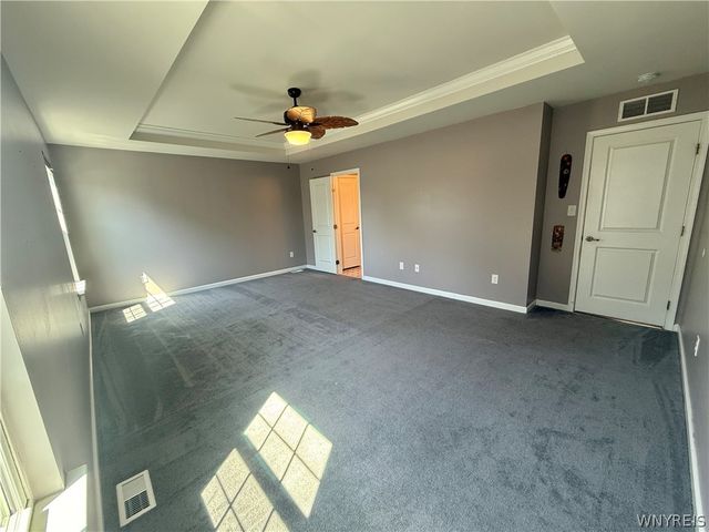 4628 Logans Lane, Hamburg, NY 14075
