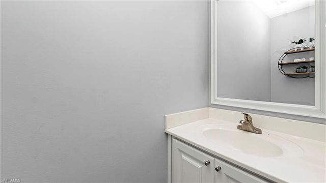 5766 Cove CIR 24, Naples, FL 34119