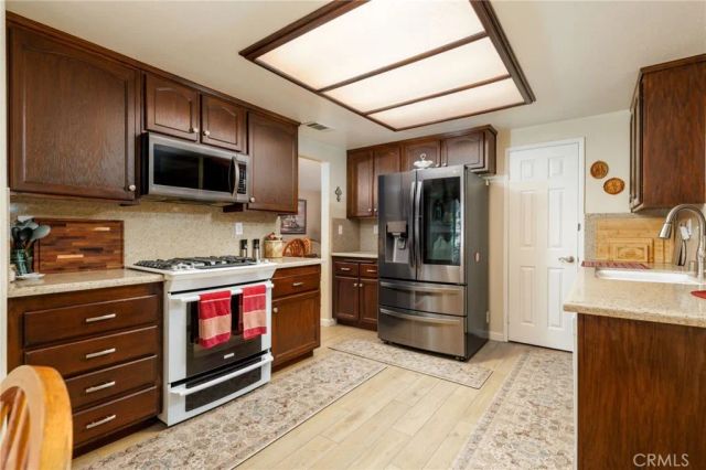 27851 Wild Sage Court, Romoland, CA 92585