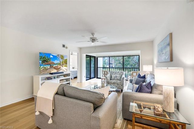 1641 Spoonbill LN 1641-B, Naples, FL 34105