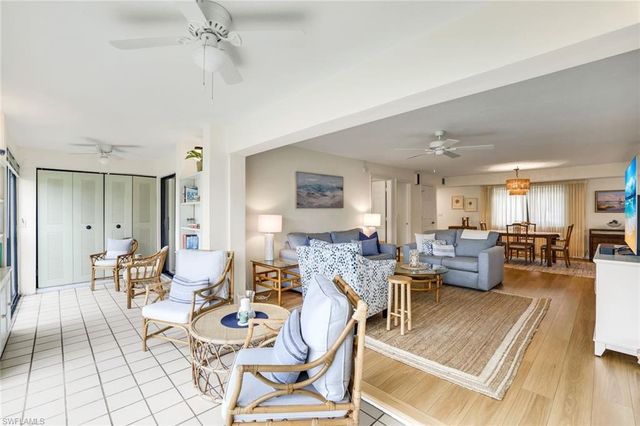 1641 Spoonbill LN 1641-B, Naples, FL 34105