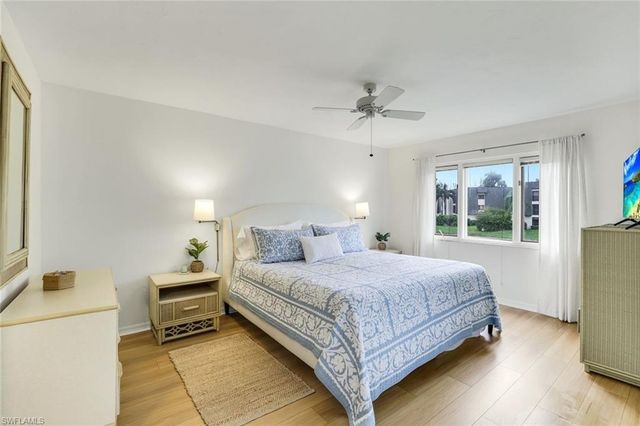 1641 Spoonbill LN 1641-B, Naples, FL 34105