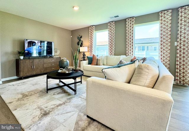 1309 FAIRVIEW LN, Salisbury, MD 21801