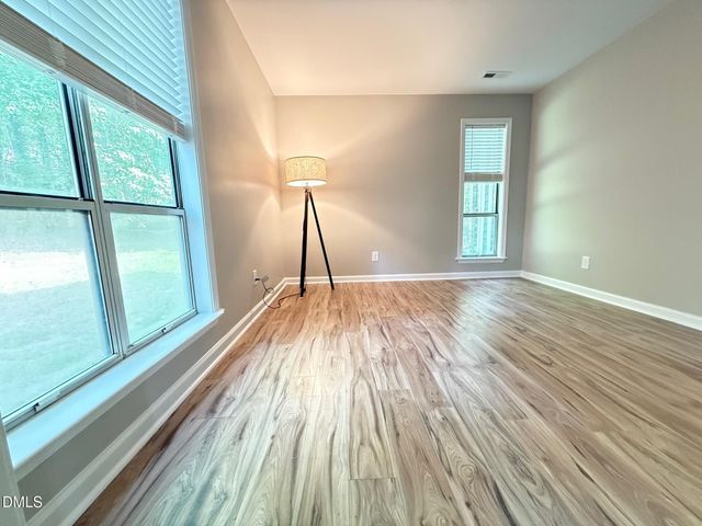 4120 Sedgewood Drive 106, Raleigh, NC 27612