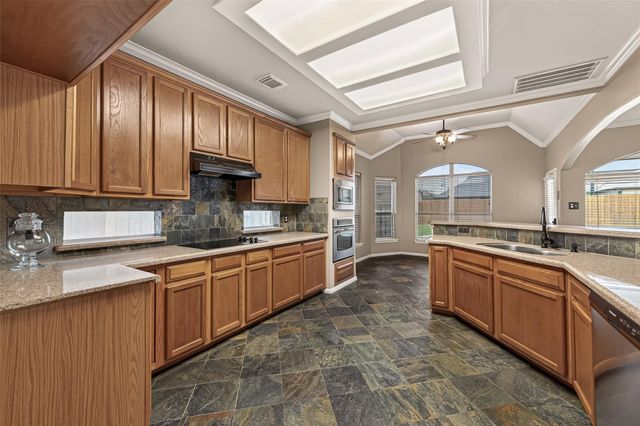 1414 Pecan Crossing Drive, Richmond, TX 77406