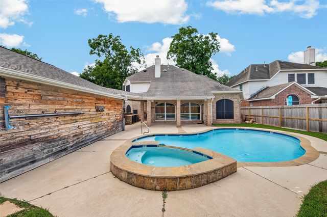1414 Pecan Crossing Drive, Richmond, TX 77406