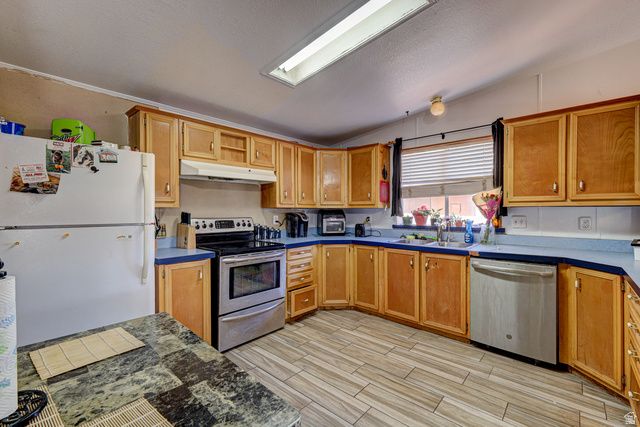 61 E 490 S, Ivins, UT 84738