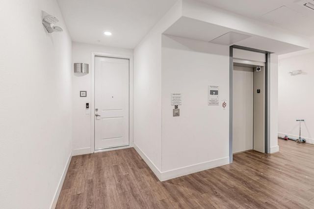 380 Riesling Avenue 21, Milpitas, CA 95035