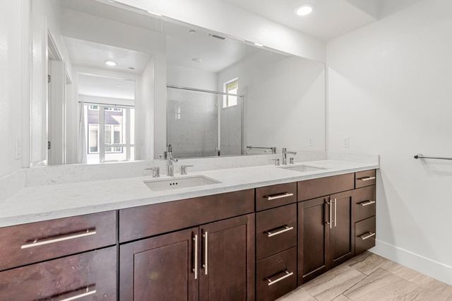 380 Riesling Avenue 21, Milpitas, CA 95035