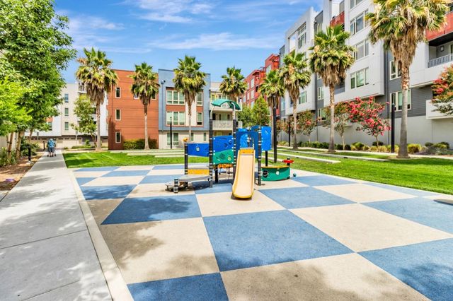 380 Riesling Avenue 21, Milpitas, CA 95035