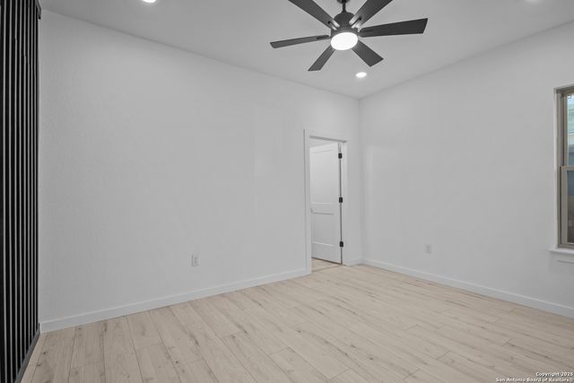 131 Chicago, San Antonio, TX 78210