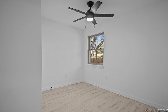 131 Chicago, San Antonio, TX 78210