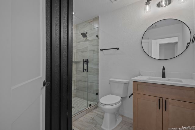 131 Chicago, San Antonio, TX 78210