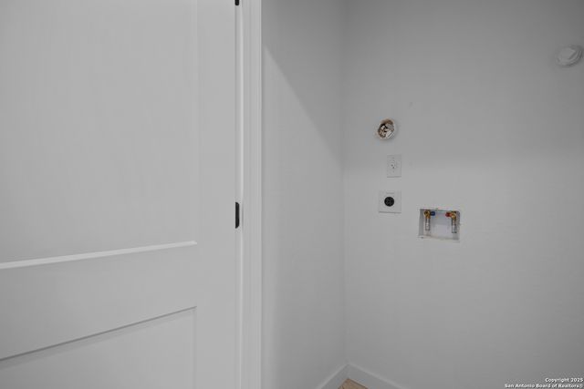 131 Chicago, San Antonio, TX 78210