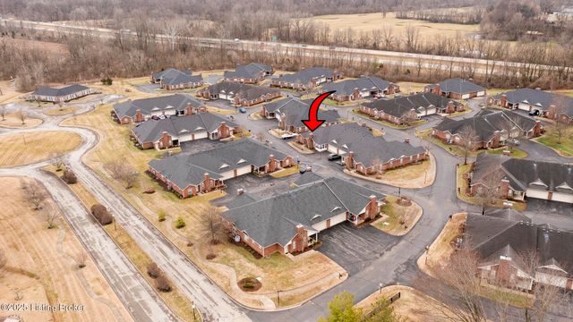 11418 Ridge Lake Dr, Louisville, KY 40272