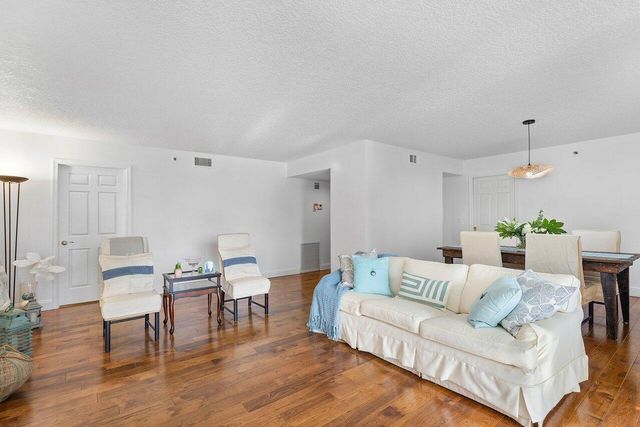 19800 Sandpointe Bay Drive 205, Jupiter, FL 33469