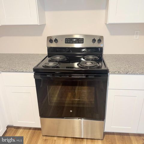 603 SILVER CT, Hamilton, NJ 08690