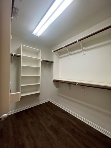 3236 Crofton Drive, Fort Worth, TX 76137