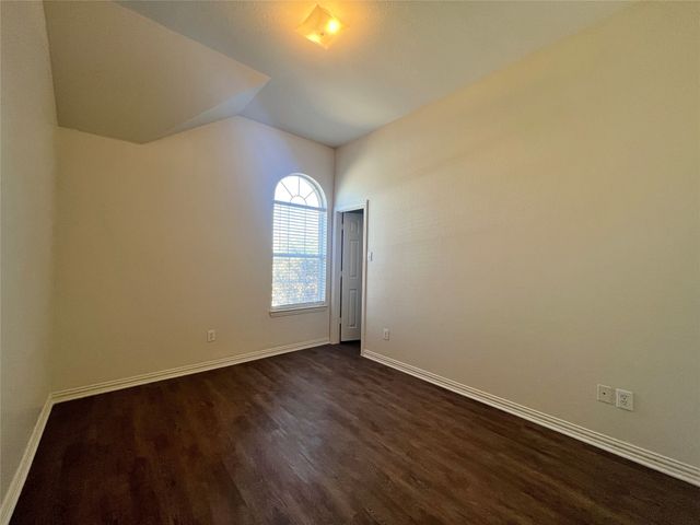 3236 Crofton Drive, Fort Worth, TX 76137