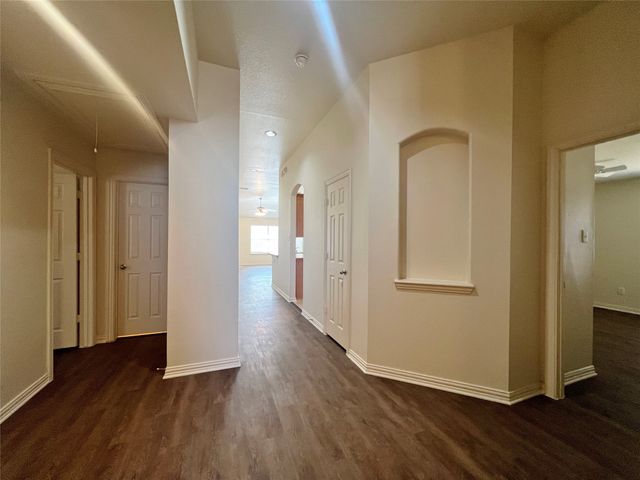 3236 Crofton Drive, Fort Worth, TX 76137