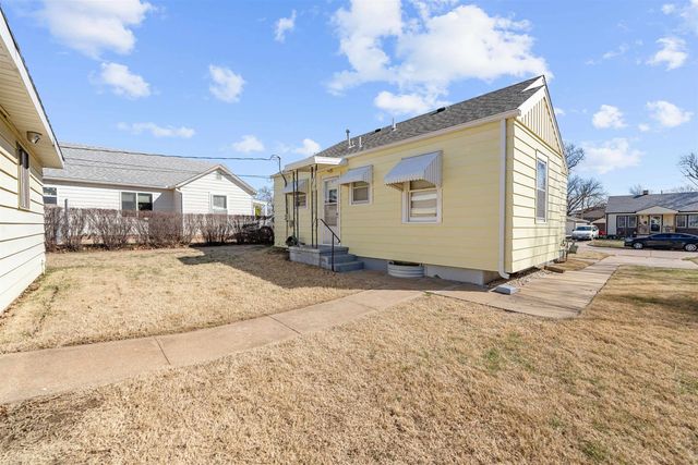 756 Sherman St., Salina, KS 67401