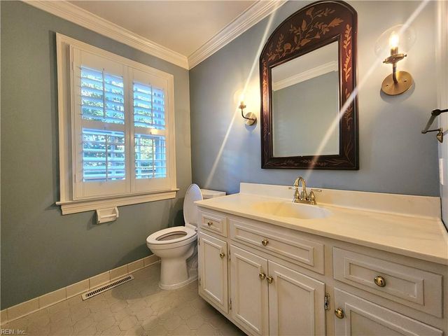 509 Cavalier DR, Virginia Beach, VA 23451