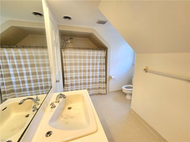 509 Cavalier DR, Virginia Beach, VA 23451