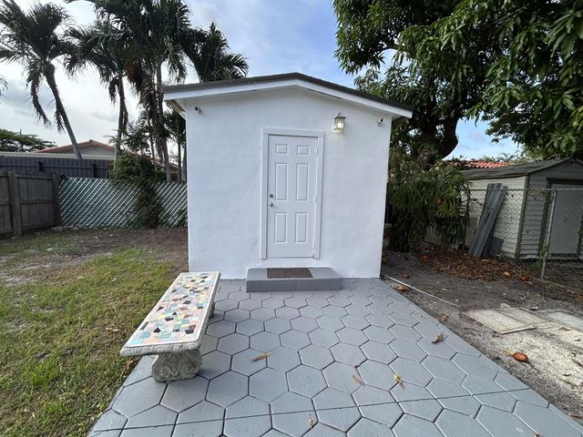 5757 SW 3rd Street, Miami, FL 33144