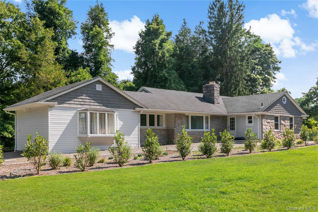 461 Bedford Road, Armonk, NY 10504 — photo 2