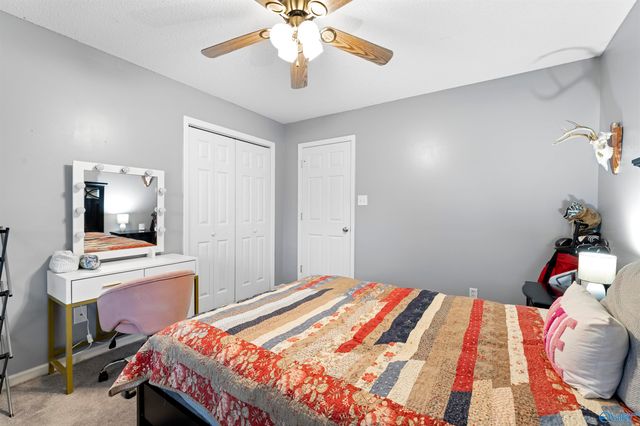 4 Robin Court, Hartselle, AL 35640