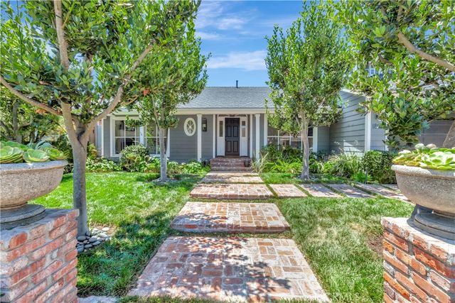 1807 Port Tiffin Place, Newport Beach, CA 92660