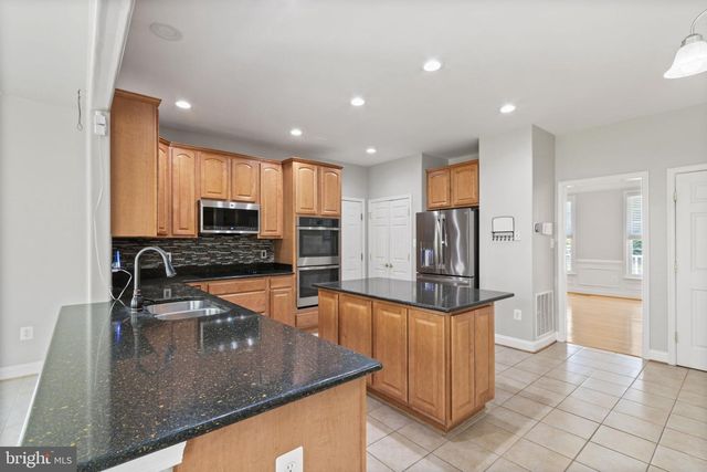 212 WOOD LANDING RD, Fredericksburg, VA 22405