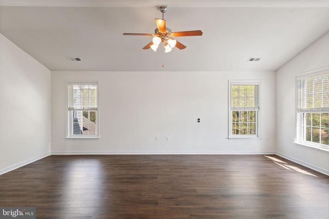 212 WOOD LANDING RD, Fredericksburg, VA 22405