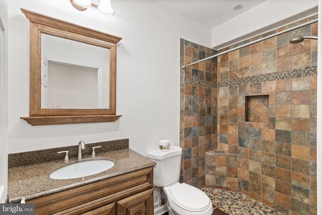 212 WOOD LANDING RD, Fredericksburg, VA 22405