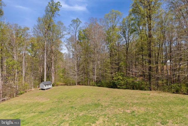 212 WOOD LANDING RD, Fredericksburg, VA 22405