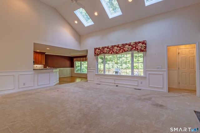 26 Laurel Ridge 26, East Hampton, CT 06424
