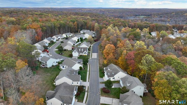 26 Laurel Ridge 26, East Hampton, CT 06424