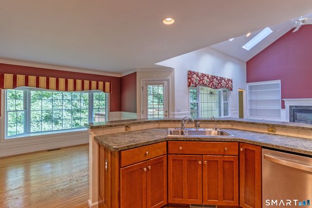26 Laurel Ridge 26, East Hampton, CT 06424