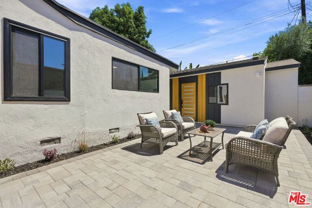 7801 Clearfield Avenue, Los Angeles, CA 91402