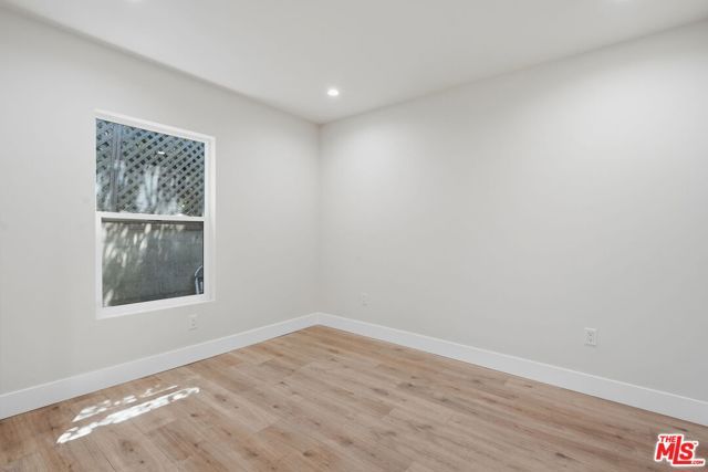 7801 Clearfield Avenue, Los Angeles, CA 91402
