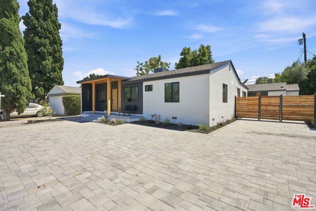 7801 Clearfield Avenue, Los Angeles, CA 91402