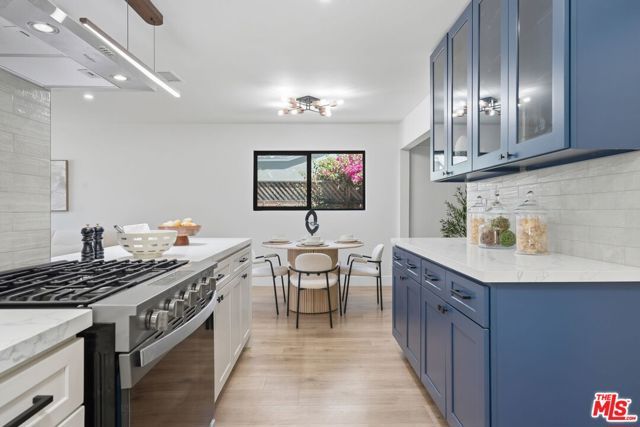 7801 Clearfield Avenue, Los Angeles, CA 91402