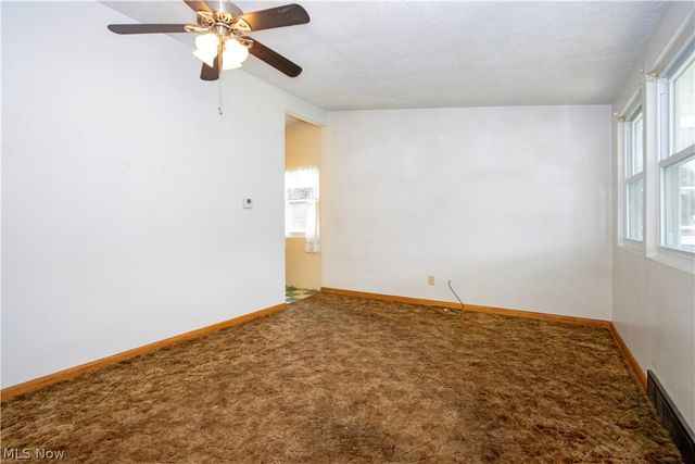 165 S hickin Avenue, Rittman, OH 44270