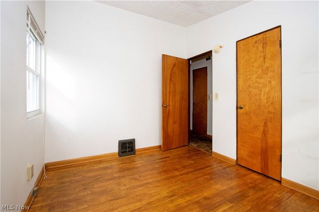 165 S hickin Avenue, Rittman, OH 44270