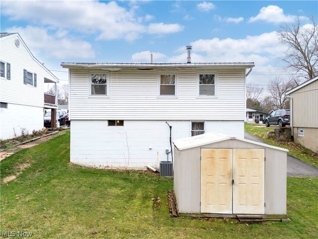 165 S hickin Avenue, Rittman, OH 44270